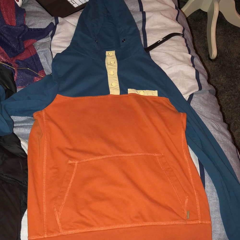 Men’s sweatshirt